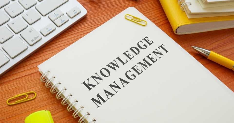 Excelで情報共有は古い？ナレッジマネジメントツールと比較