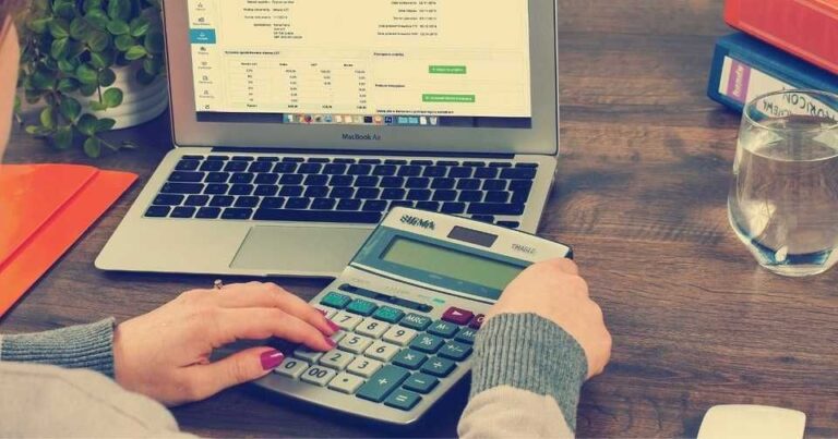 英語対応の経費精算システムおすすめ7選を比較【最新版】