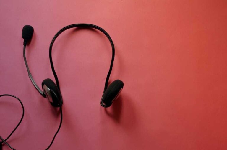 電話対応マニュアル事項7選 | 相手に好印象を与える言い回しは？