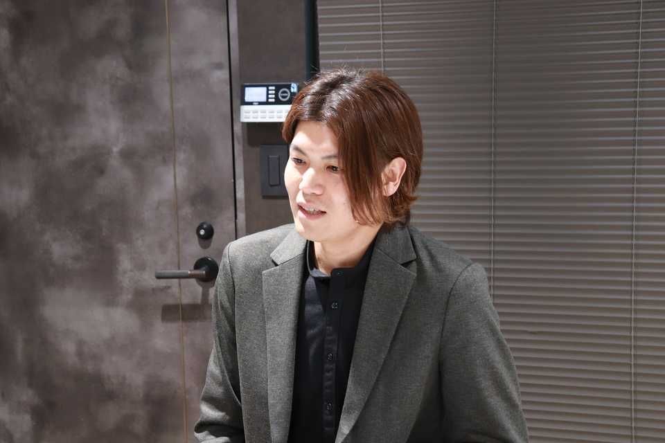 飯田氏インタビュー風景3