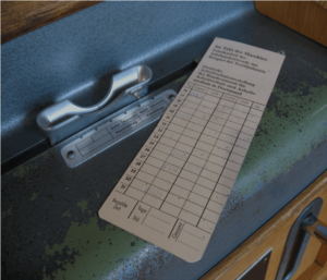 タイムカードの保存期間と有効な保存、保管方法とは | 電子化・事件についても解説