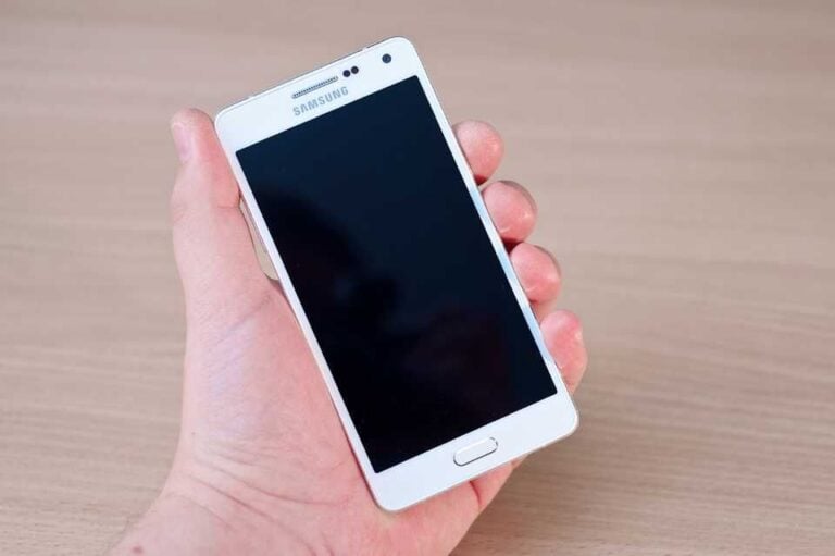 スマートフォンで主な情報漏えいのパターンと気をつけるべきポイント