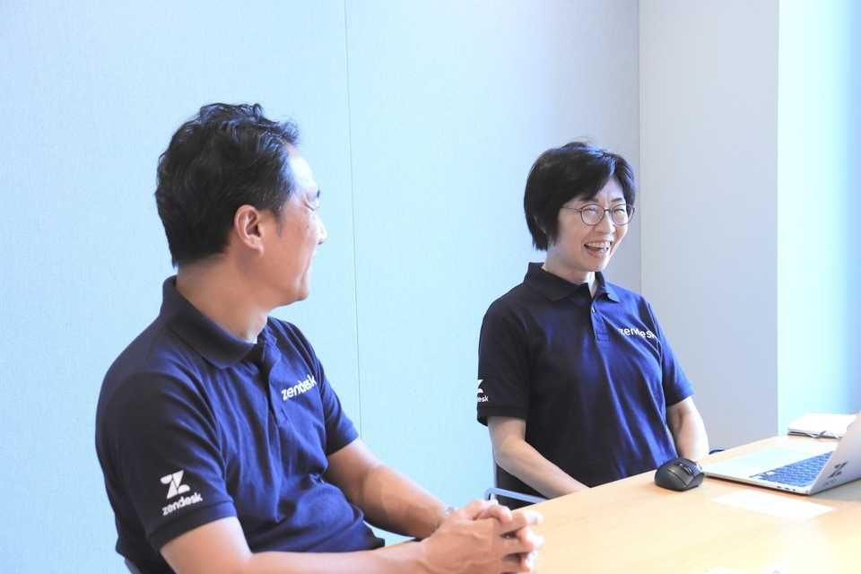 インタビューに答える森氏と吉岡氏