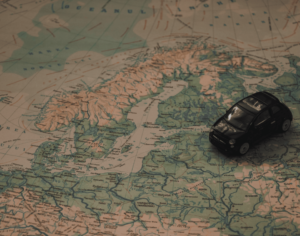 マイカー通勤するなら申請書兼誓約書を出そう！無料テンプレート・書き方・必須項目