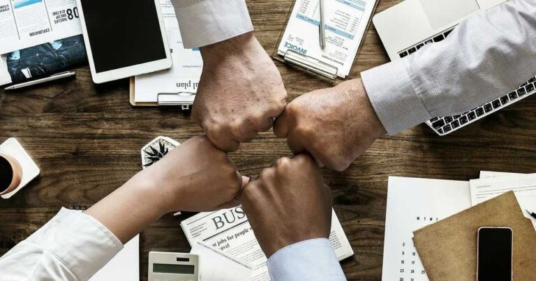 離職防止ツールとは？機能やメリット・デメリット、サービスの選び方を解説