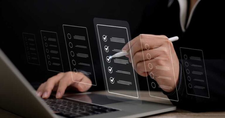 無料で使える社内アンケートツールおすすめ11選！無料版と有料版の違いは？