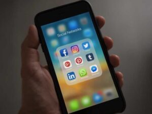 ソーシャルコマースとは？トレンドや動向をECサイトの実例とともに解説